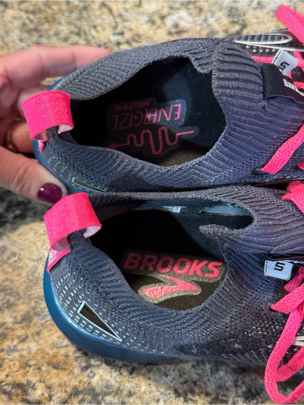 Brooks Levitate StealthFit 5 Shoes Women’s Size 8.5 Running Athletic 1203591B067